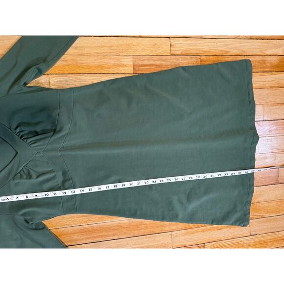 Athleta | V Neck Long Sleeve Tunic Dress in Sage Green | Size Medium - Picture 12 of 13